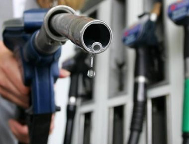 Βίντεο: Δείτε πόσο εύκολα μπορούν να σας κλέψουν στη βενζίνη